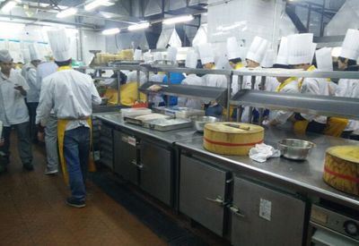 賦能餐飲企業的人力資源管理 深圳嘉成勞務派遣服務深度解析